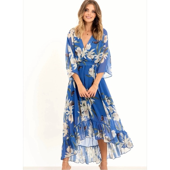 Urban Touch Dresses & Skirts - Urban Touch NWT Yumi Blue Floral Print Kimono Midi Wrap Dress Size 18